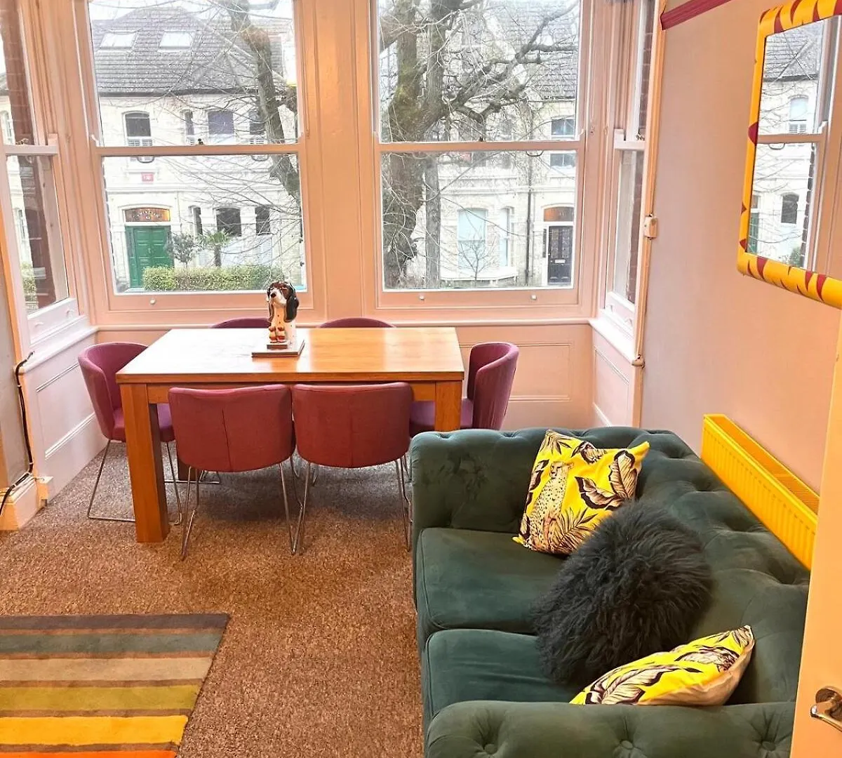 Hove Apartment